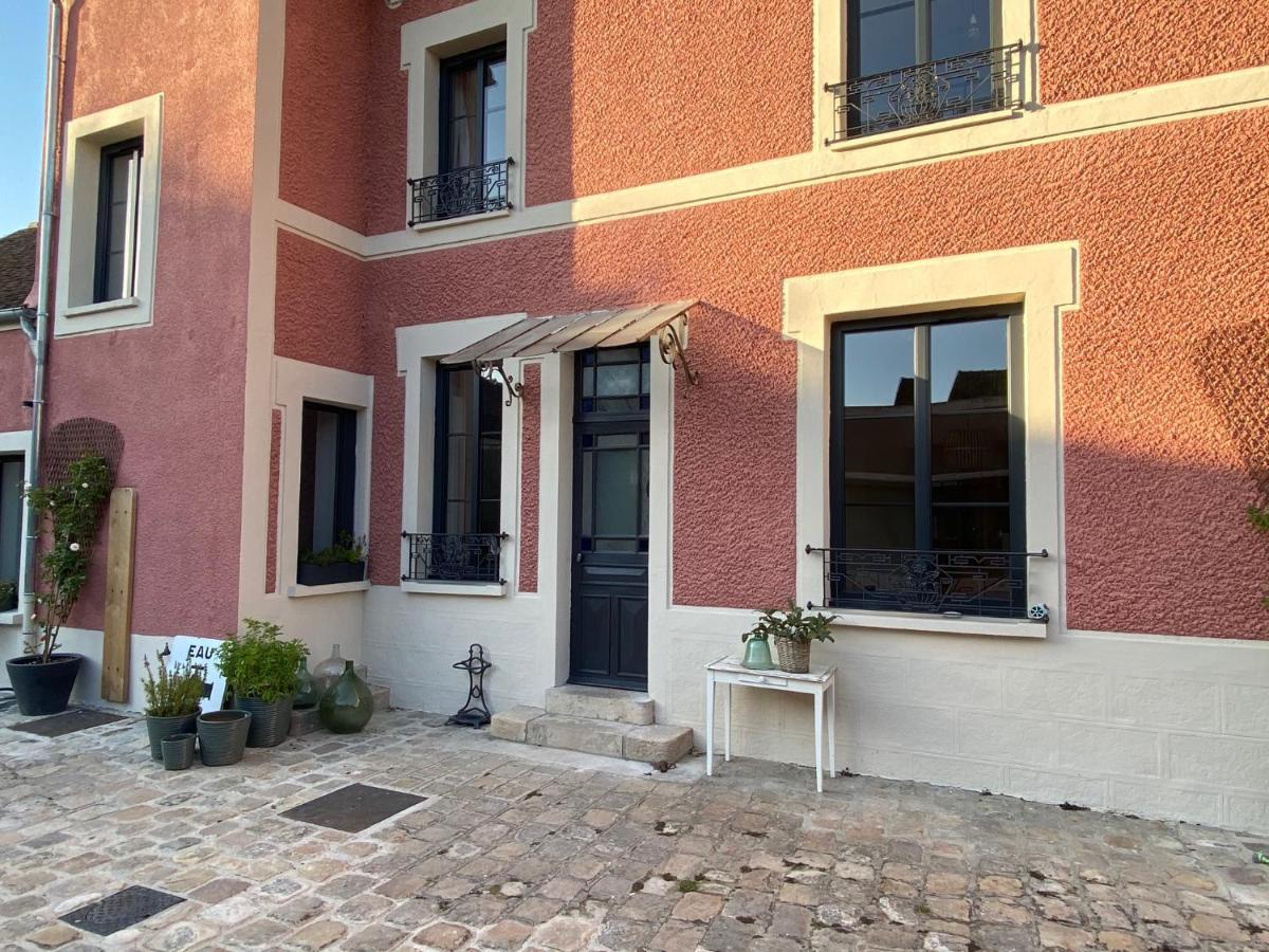 L'Escale Bellifontaine Otel Ury Dış mekan fotoğraf
